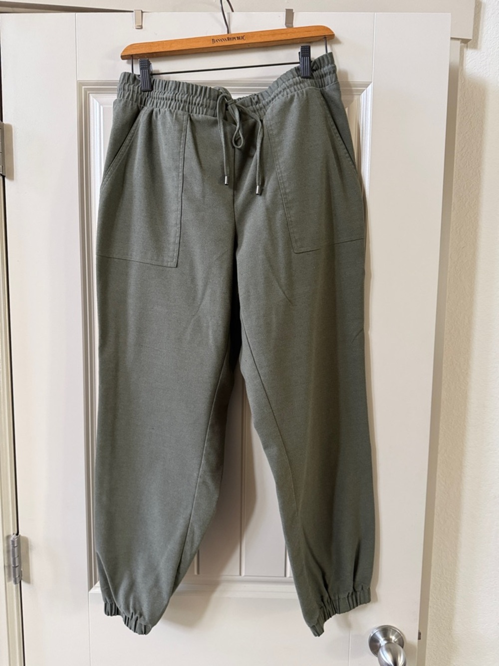 Women’s Nine West Olive Green Cropped Drawstring Jogger Dress Pants